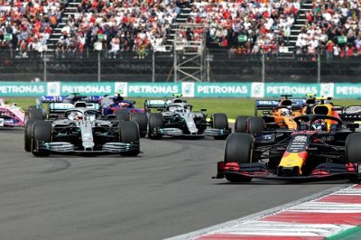 Hamilton répond à Verstappen&nbsp;: Certains sont plus intelligents que d’autres