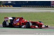 Esteban Ocon en piste à Fiorano pour Ferrari