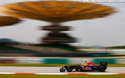 Red Bull quiet on KERS problems