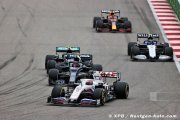 Une Haas F1 sur deux à l'arrivée, premier abandon pour Mick
