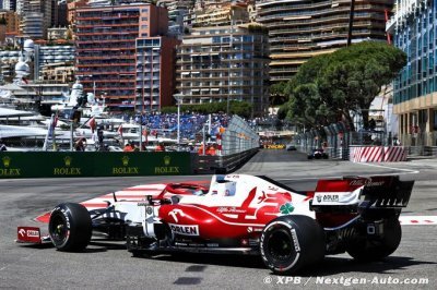 ’C’est une plaisanterie, ça va coûter une fortune&nbsp;!’ Vasseur s’emporte contre la FIA sur les ailerons