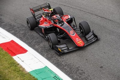 Monza, Qual.: Russell beats Sette Camara to pole