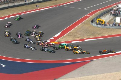 Piastri rejette toute culpabilité sur le crash du départ à Austin