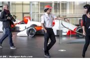 Whitmarsh promet l'égalité entre Button et Perez