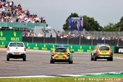 Villeneuve slams climate protest ’idiots’