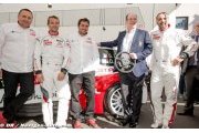 Le prince Albert de Monaco en visite au Paul Ricard