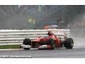 Alonso a su rester calme pour prendre la pole