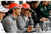 Button conseille Perez aux équipes qui cherchent un pilote
