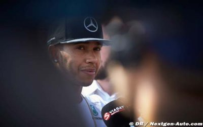 Hamilton pas impressionné par Ferrari