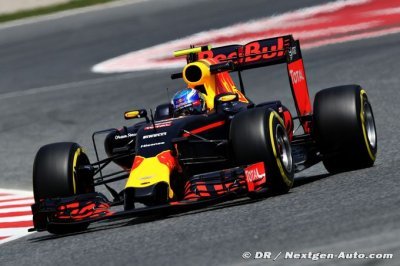 Barcelone, Jour 2&nbsp;: Verstappen en tête des chronos à la pause