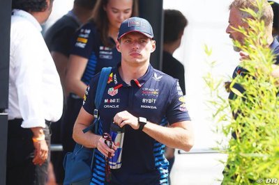 Verstappen est ’agacé’ par ses points de pénalité reçus en 2024