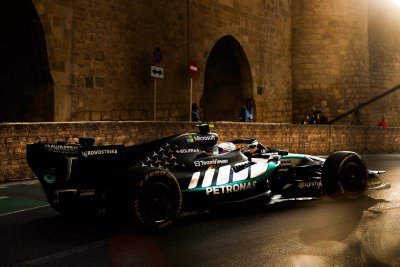 Antonelli&nbsp;: ’J’ai piloté un peu comme ma grand-mère’ à Bakou
