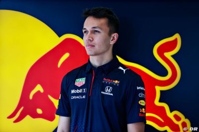 Albon pour Red Bull, Kvyat pour Alpine F1&nbsp;: Pirelli en test à Barcelone