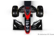 McLaren 'short nose' passes crash test