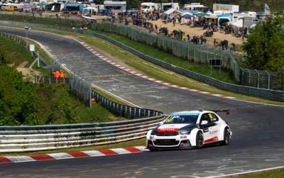 Nordschleife, Course 2&nbsp;: Victoire d’Yvan Muller