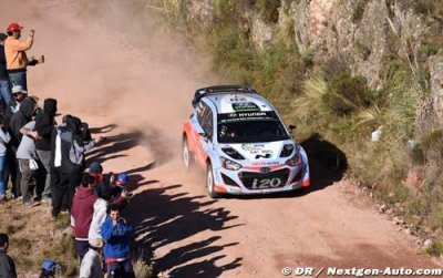 SS11-12: Paddon repels Ogier challenge