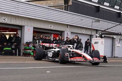 La Haas VF-23 en piste pour son shakedown à Silverstone (+ vidéo)