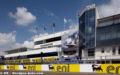 Teams set to scrap behind Mercedes in Hungary