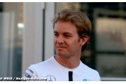 Rosberg donates EUR 100,000 to charity
