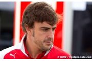 Alonso hints at souring relationship with Ferrari