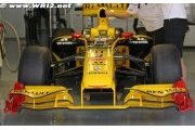 Jan Charouz et Jérôme d'Ambrosio en piste pour Renault