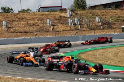 Albon&nbsp;: On ne peut pas appeler ça des pneus de F1&nbsp;!
