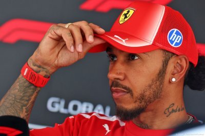 Hamilton prévient Mercedes F1&nbsp;: ’il est temps de mettre un coup d’accélérateur’