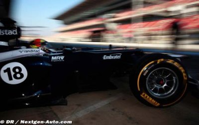 Maldonado wins, Alonso and Vettel lead title