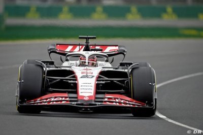 Magnussen has ’five races’ to improve - Steiner