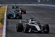 Cadillac F1 toujours loin du compte : Pérez 17e, Bottas 19e à Singapour