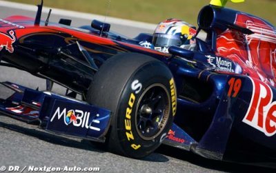 Team reaction after day one in Barcelona test