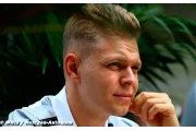 Magnussen et sa petite amie victimes de harcèlement