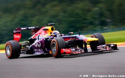 Vettel wins final race of 2013, leads Red Bull to one two finish