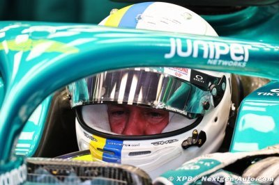 Vettel a été contraint de revoir le design de son nouveau casque