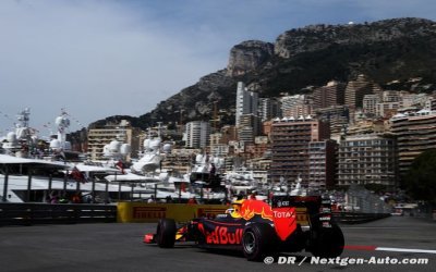 Monaco, FP2: Ricciardo powers to the top of the timesheets