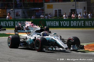 Lauda confirme que Bottas reste chez Mercedes en 2018