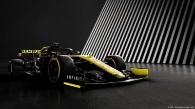 Three teams late with 2019 cars