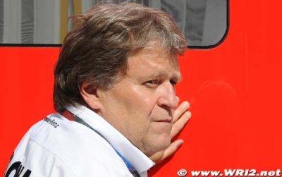 Mercedes won’t replace reserve driver Heidfeld