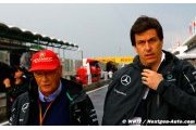 F1 experts criticise Mercedes over driver duel