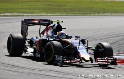 Sainz a failli rester scotché sur la grille