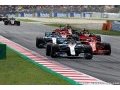 Pace difference 'serious problem' for F1 - Hamilton