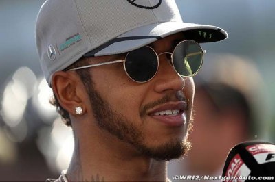 Hamilton wants to keep same crew
