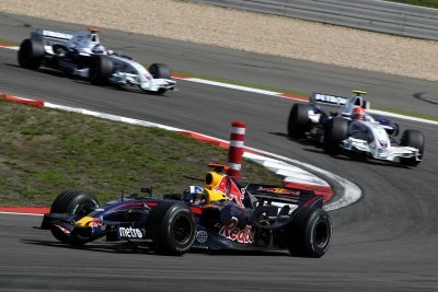 ’Tous des abrutis&nbsp;!’&nbsp;: quand Coulthard a insulté Red Bull avec Mateschitz à la radio&nbsp;!