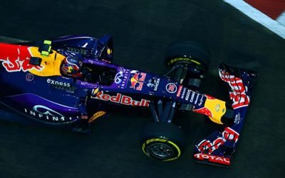 Singapour L2&nbsp;: Kvyat surprend son monde