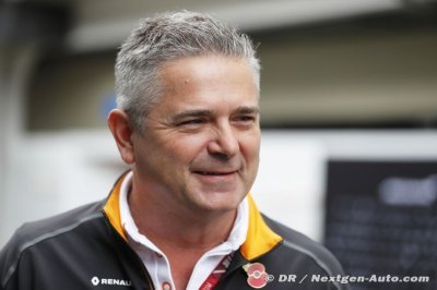 Ricciardo ’fits’ at McLaren - de Ferran