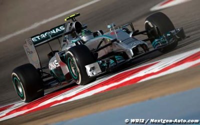Rosberg on top as first in-season test begins in Bahrain