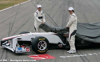 Perez not focused on possible Ferrari future 