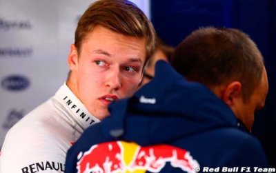 Red Bull drivers want end to Renault-fuelled crisis