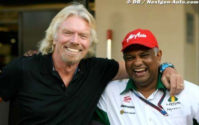 Branson leaves Abu Dhabi with AirAsia uniform