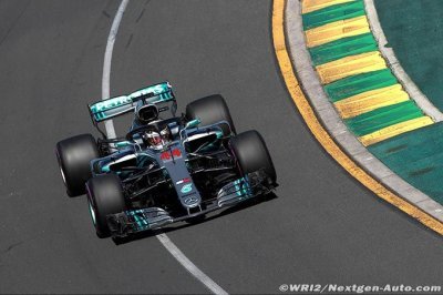 Red Bull says Mercedes still favourites